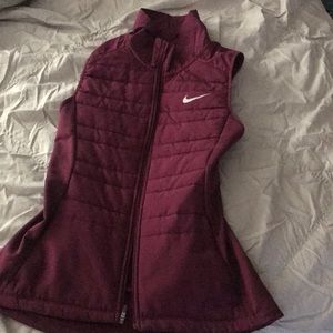 Small Nike purple/burgundy vest